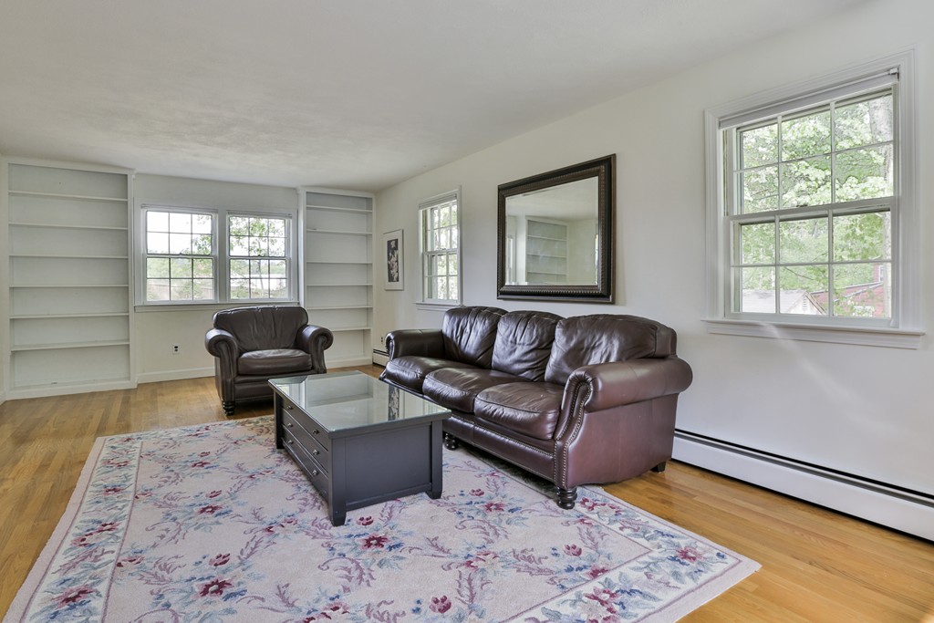 8 Nadine Road Acton, MA 01720 - Photo 4 of 27 Gallery Image 4