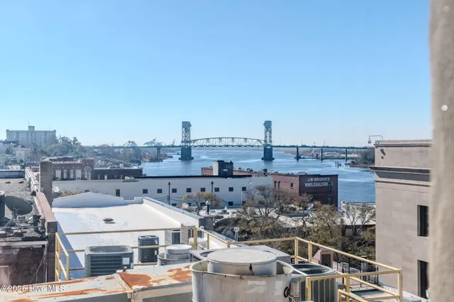 $389,500 | 21 North Front Street, Unit 3B3, Wilmington, NC 28401