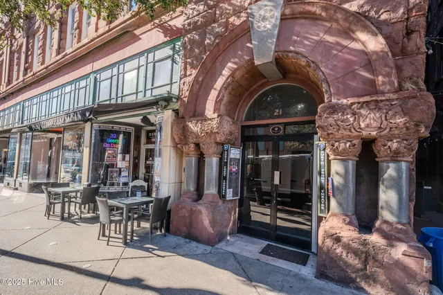 $389,500 | 21 North Front Street, Unit 3B3, Wilmington, NC 28401