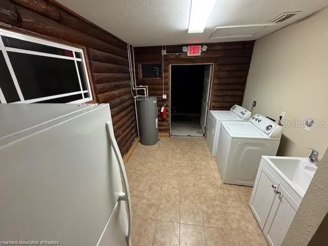 $2,500 | 2200 Highway 27, Lake Placid, FL 33852