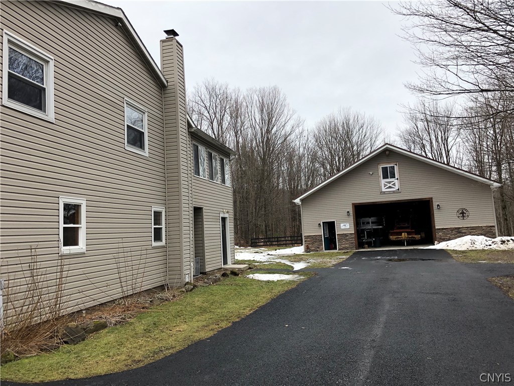 9274 Capron Road Lee, NY 13363 - Photo 4 of 36