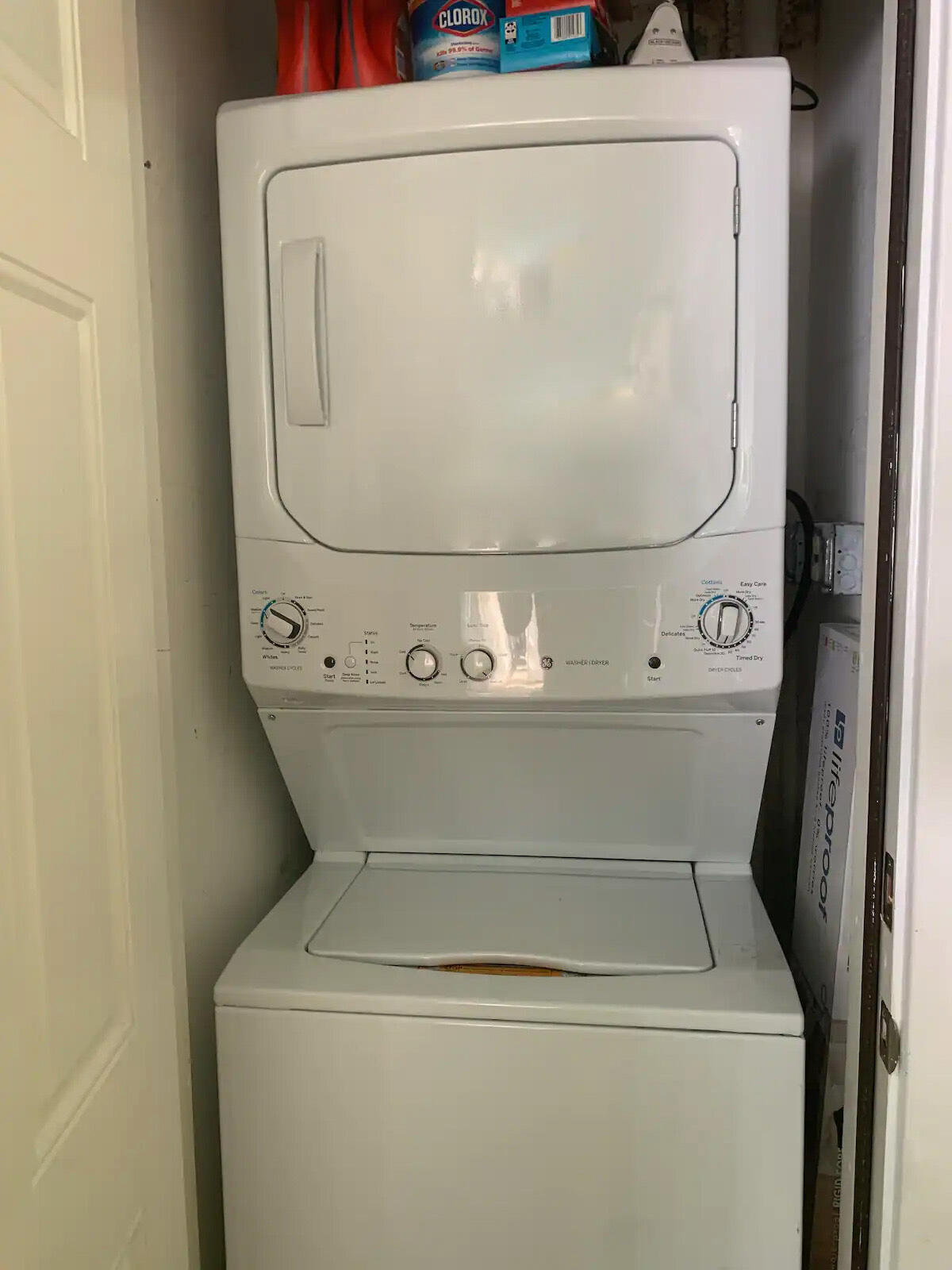 904 Terry Lane, Unit 4 Key West, FL 33040 - Photo 11 of 14 a utility room with dryer and washer