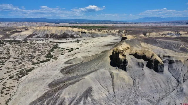 a view of an ocean view