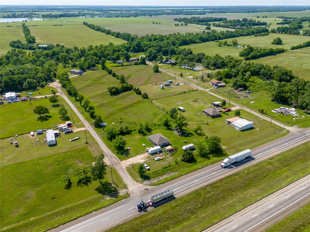 23070 County Road Powderly, TX 75473 - Photo 19 of 33