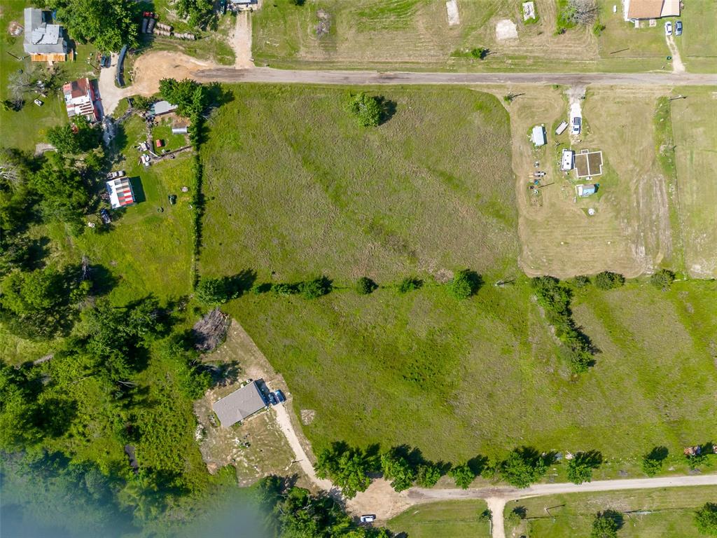 23070 County Road Powderly, TX 75473 - Photo 23 of 33