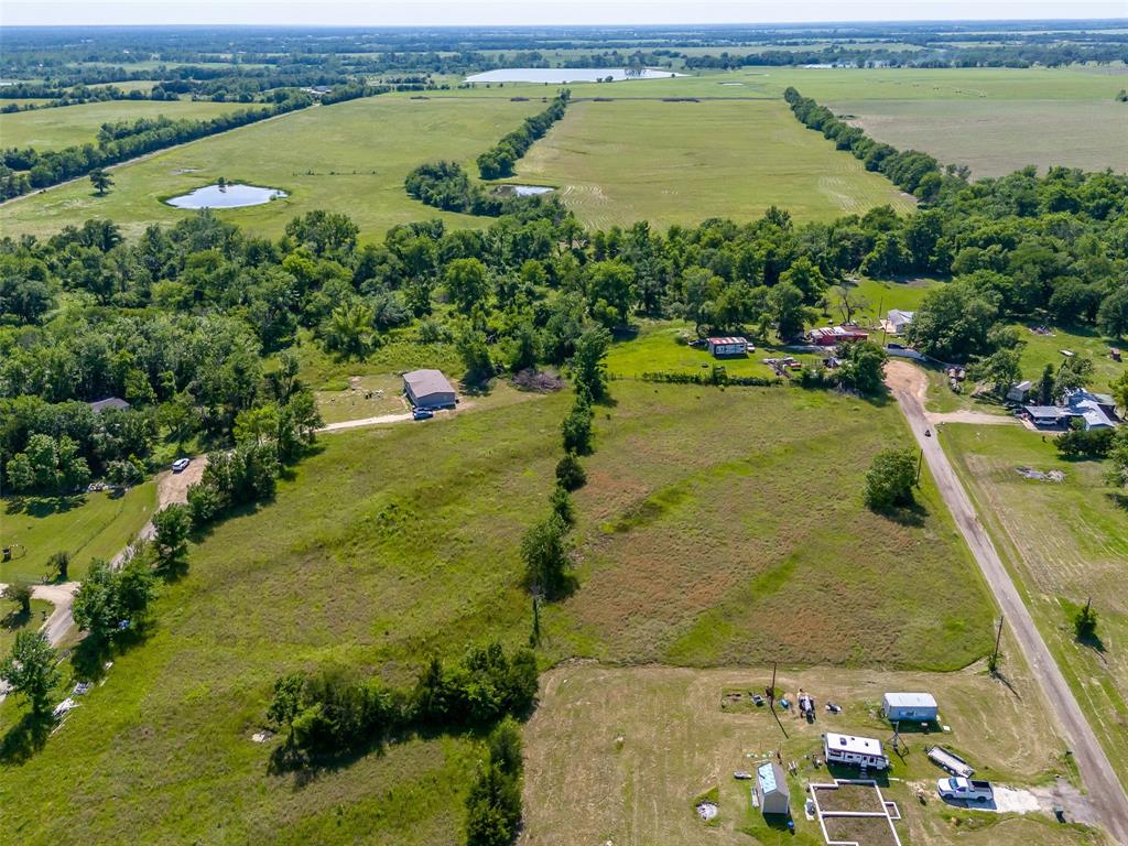 23070 County Road Powderly, TX 75473 - Photo 10 of 33