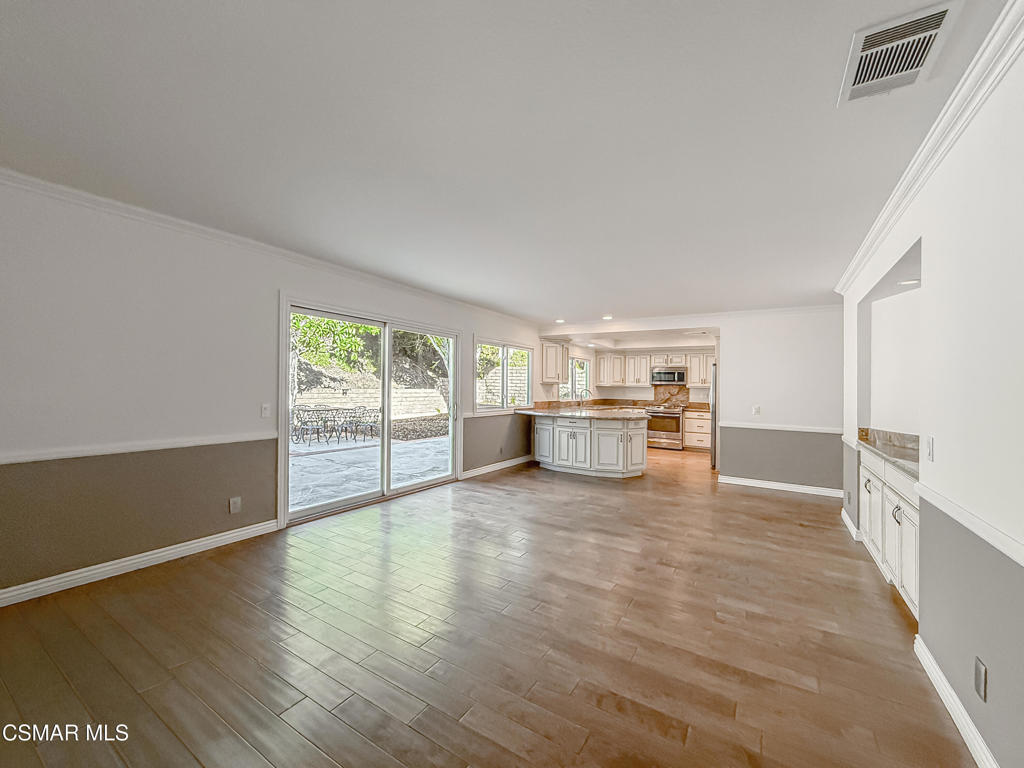 705 Rushing Creek Place Thousand Oaks, CA 91360 - Photo 15 of 64