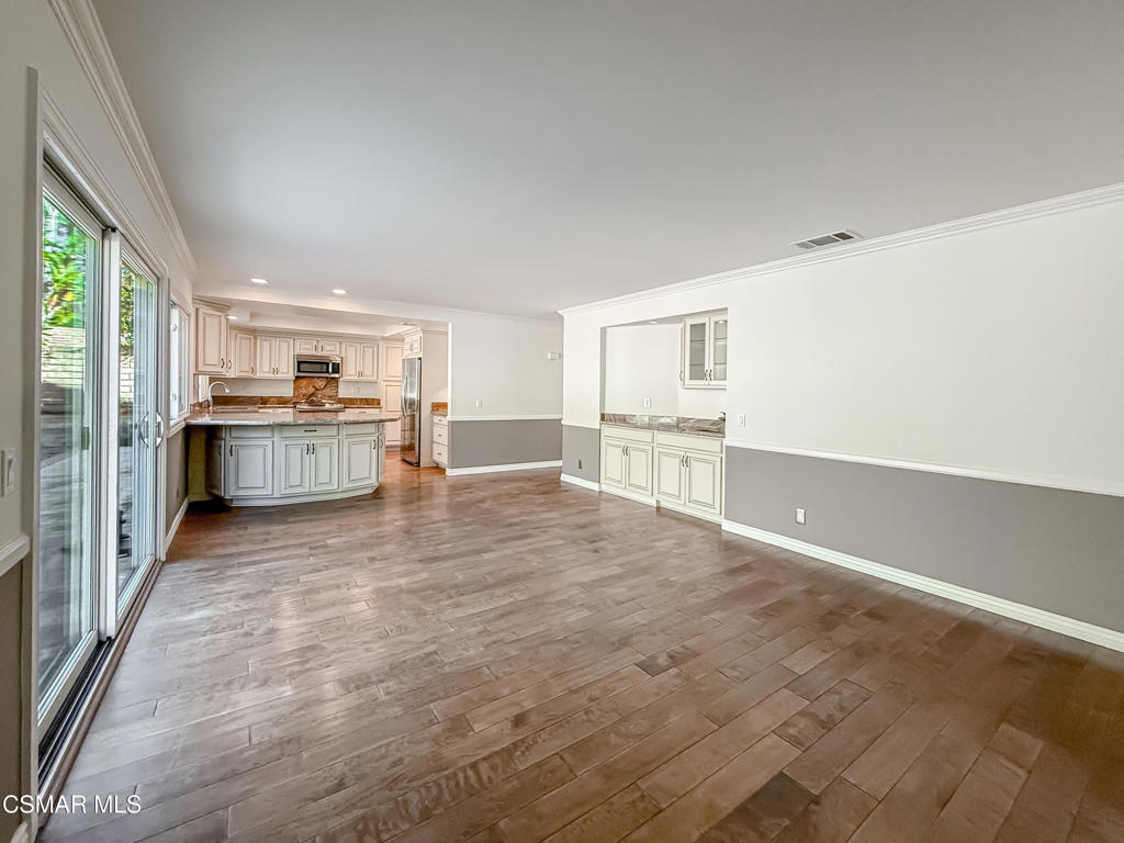 705 Rushing Creek Place Thousand Oaks, CA 91360 - Photo 16 of 64