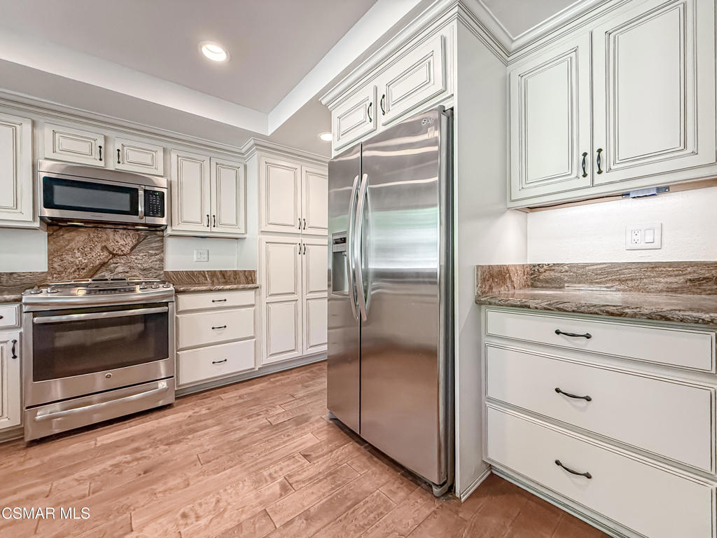 705 Rushing Creek Place Thousand Oaks, CA 91360 - Photo 19 of 64