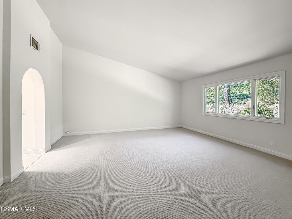 705 Rushing Creek Place Thousand Oaks, CA 91360 - Photo 47 of 64