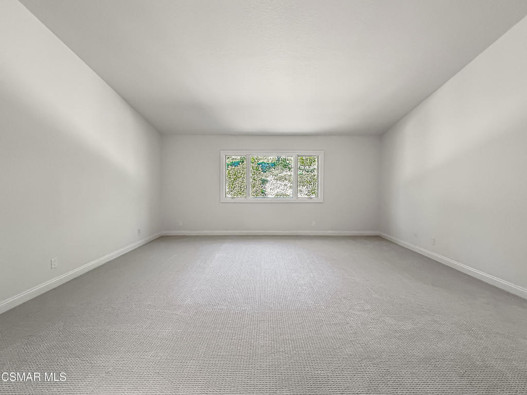 705 Rushing Creek Place Thousand Oaks, CA 91360 - Photo 48 of 64