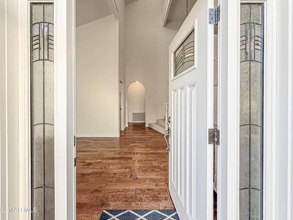 705 Rushing Creek Place Thousand Oaks, CA 91360 - Photo 5 of 64