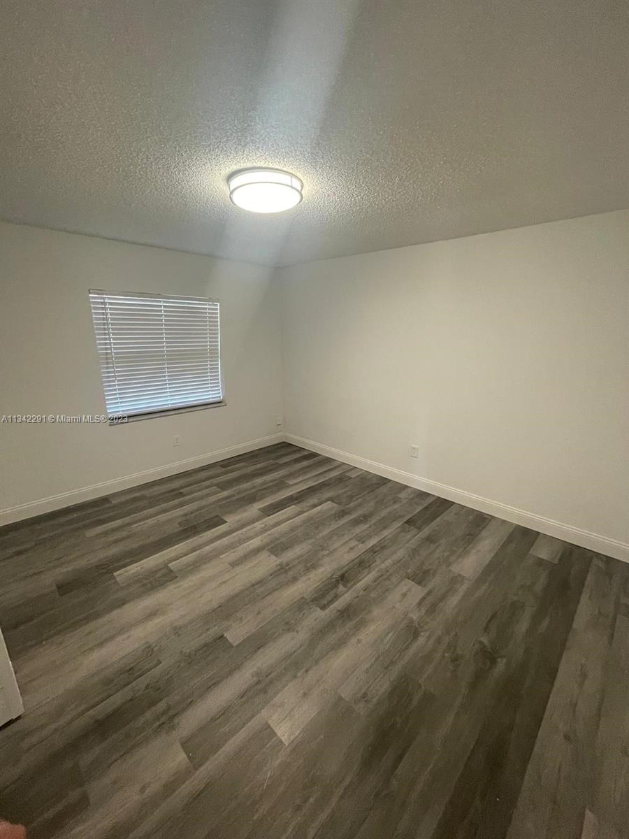 8440 Casa Del Lago, Unit K Boca Raton, FL 33433 - Photo 17 of 21 Gallery Image 17