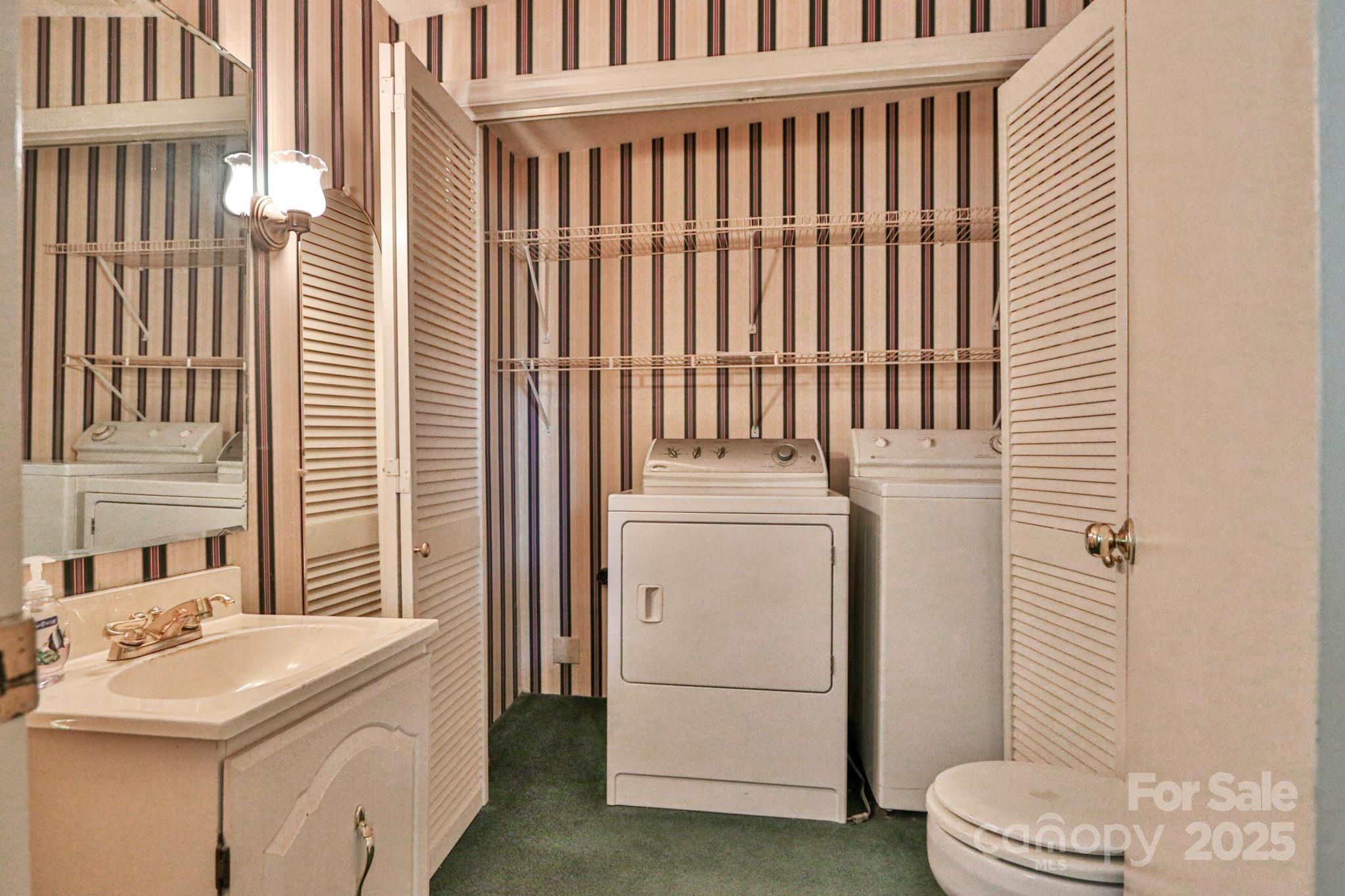 108 Ridge Street Jonesville, NC 28642 - Photo 19 of 38 Gallery Image 19