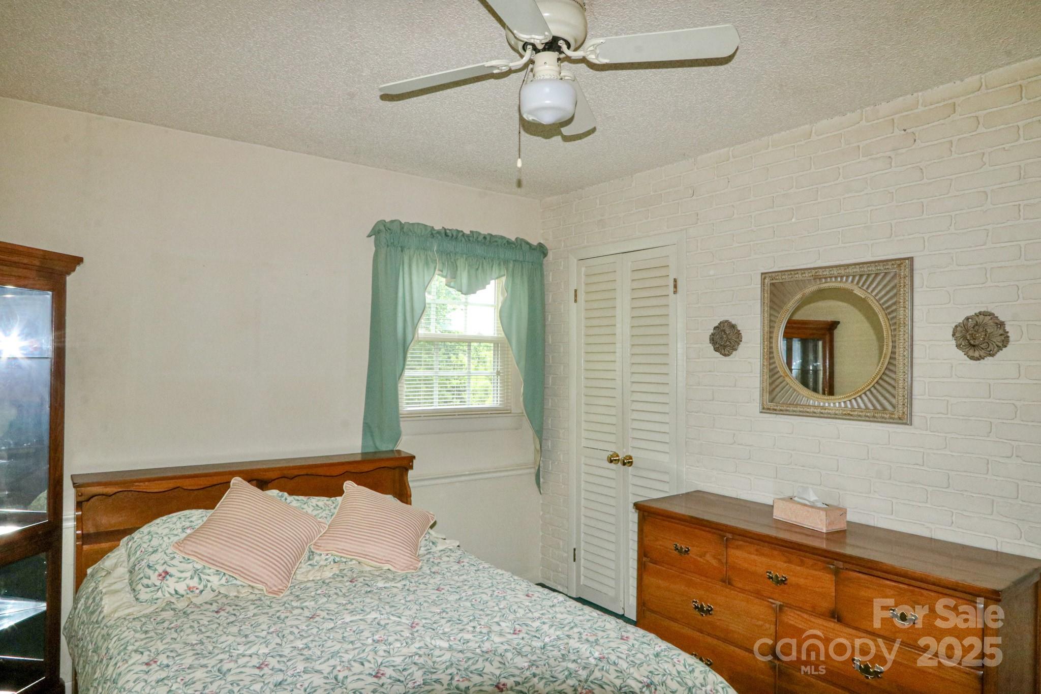 108 Ridge Street Jonesville, NC 28642 - Photo 21 of 38 Gallery Image 21
