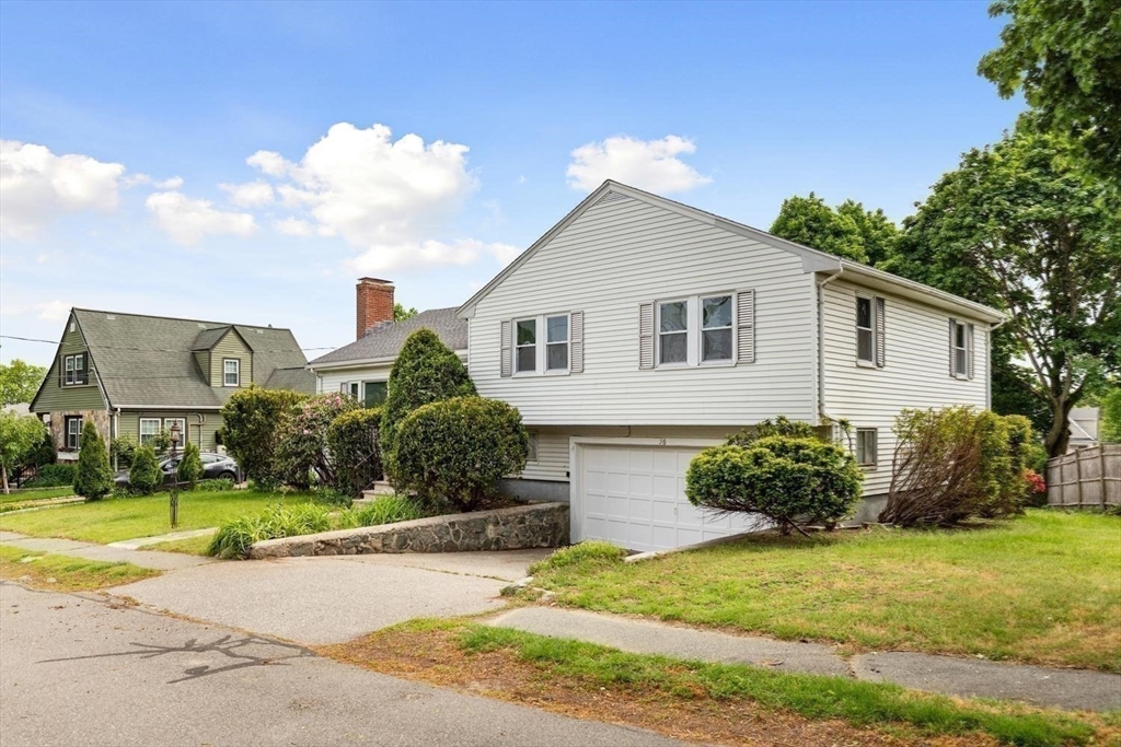 36 Ripley Road Medford, MA 02155 - Photo 2 of 35