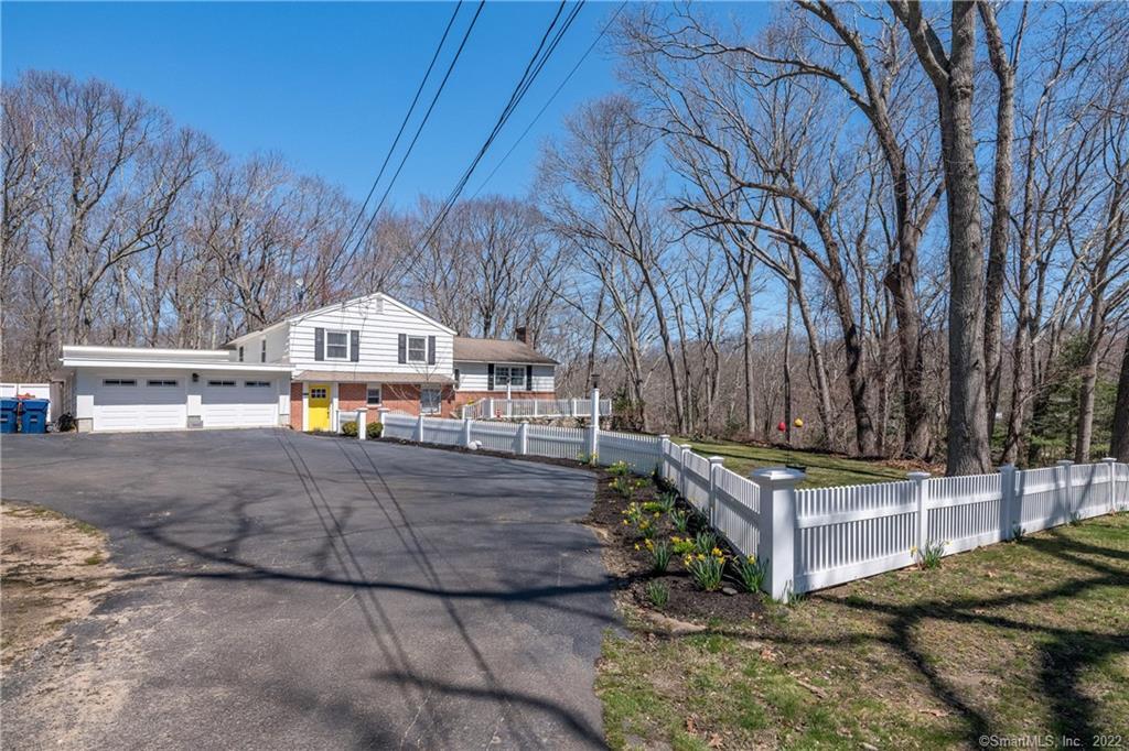 376 Shore Road Old Lyme, CT 06371 - Photo 1 of 1 Gallery Image 1