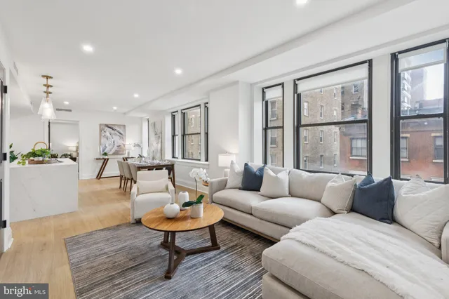 $4,150 | 135 South 19th Street, Unit 406, Philadelphia, PA 19103