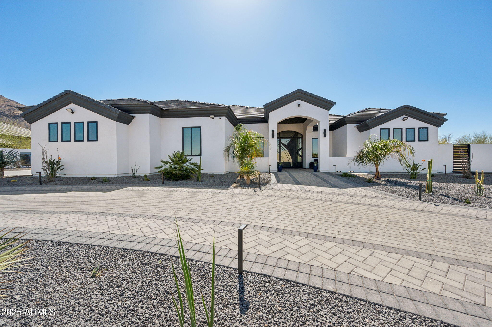 3939 West Fox Road Laveen, AZ 85339 - Photo 1 of 90 1-web-or-mls-3939-w-fox-rd