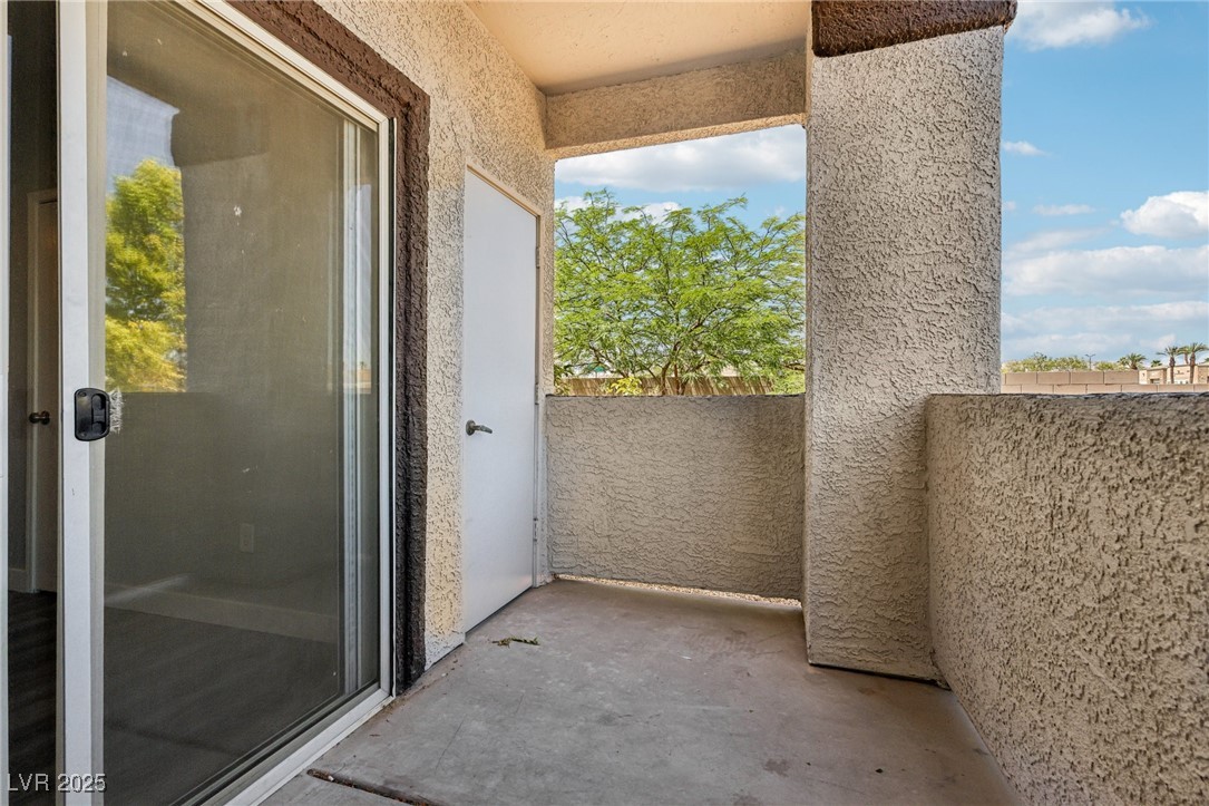 7255 West Sunset Road, Unit 1087 Las Vegas, NV 89113 - Photo 37 of 43 View of balcony