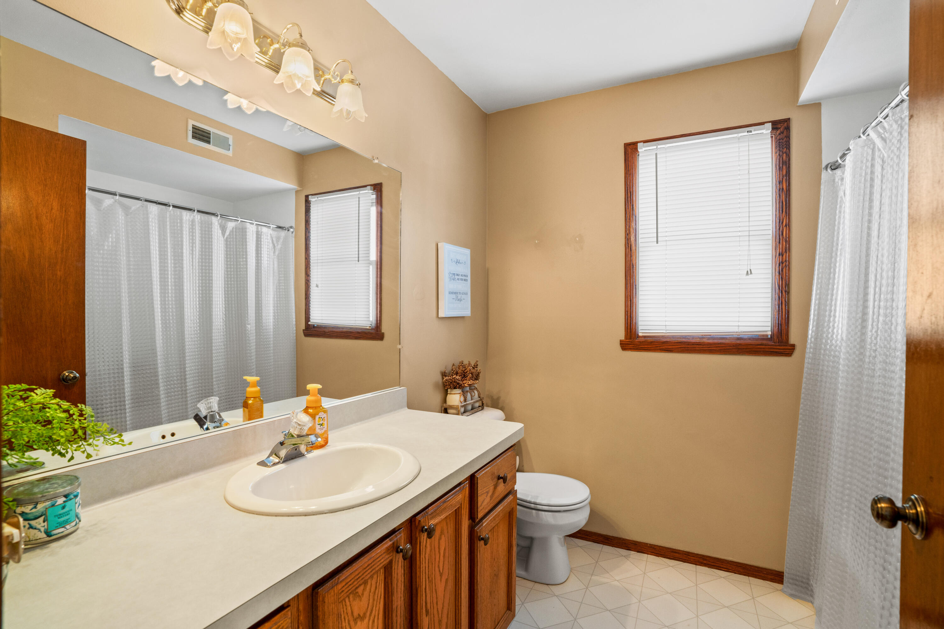 8608 Camelot Trace Sturtevant, WI 53177 - Photo 17 of 21 Family Bath