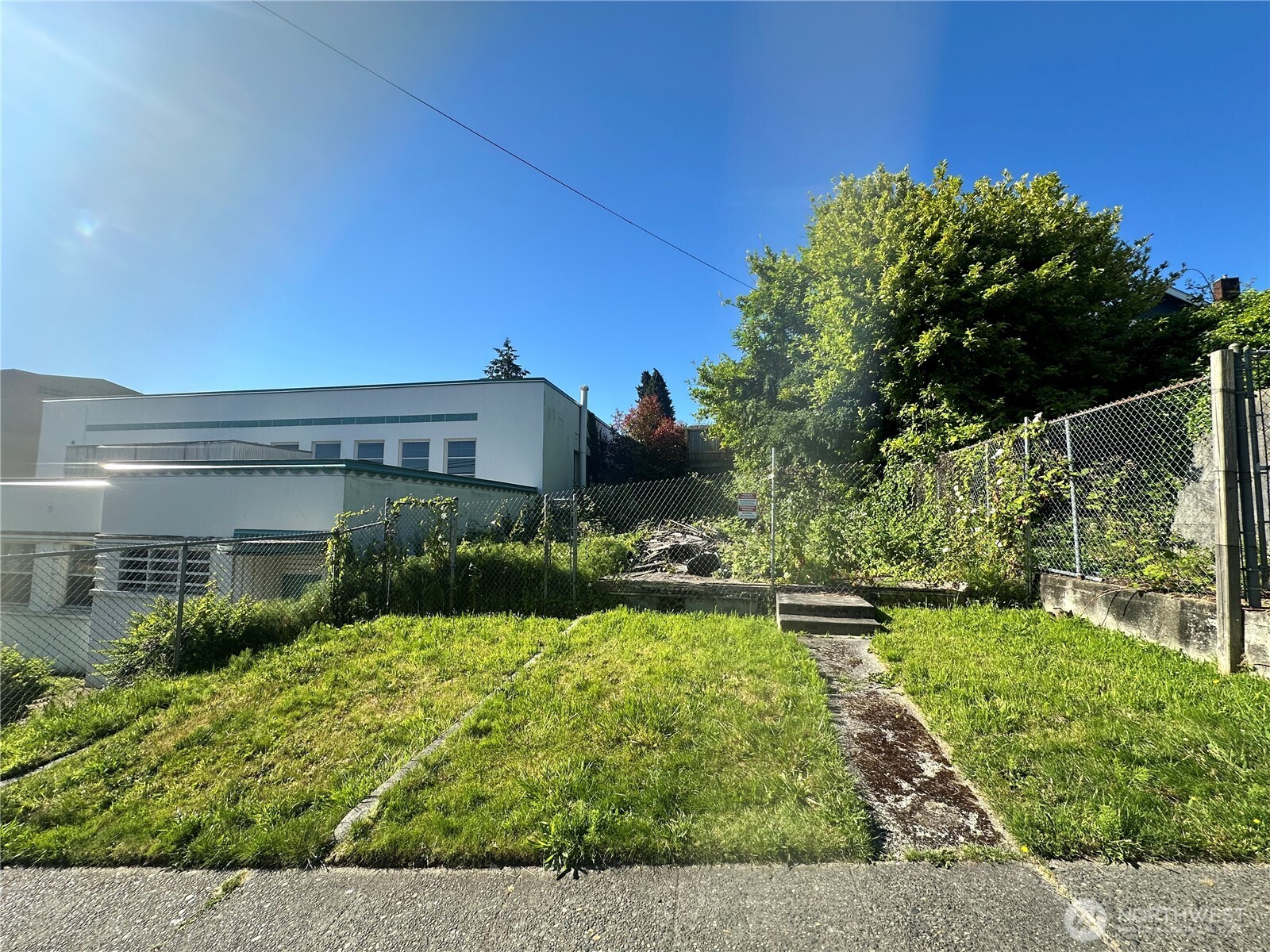 1210 35th Street Everett, WA 98201 - Photo 1 of 4