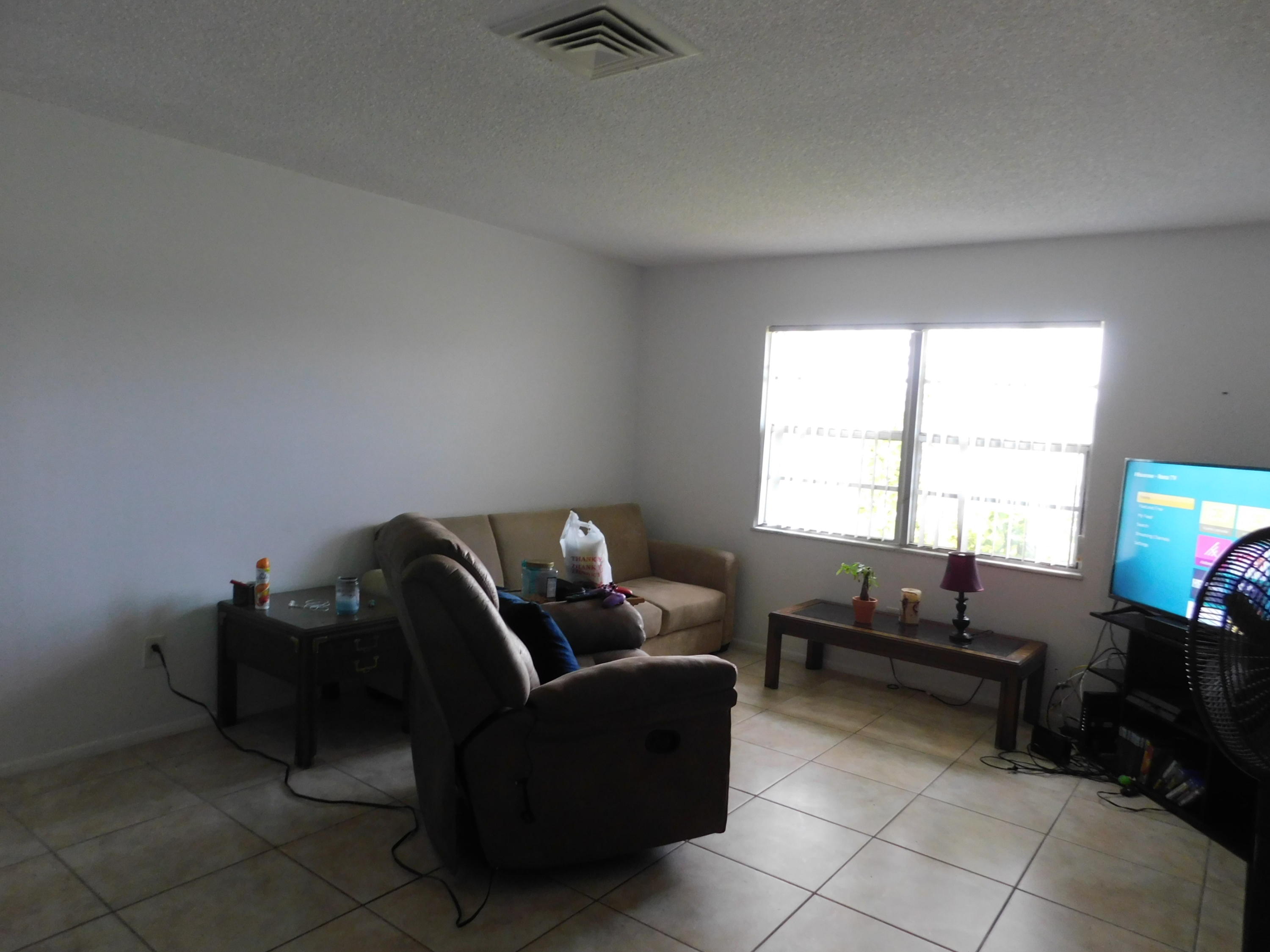3017 Old Edwards Road Fort Pierce, FL 34981 - Photo 4 of 53 DSCN0214