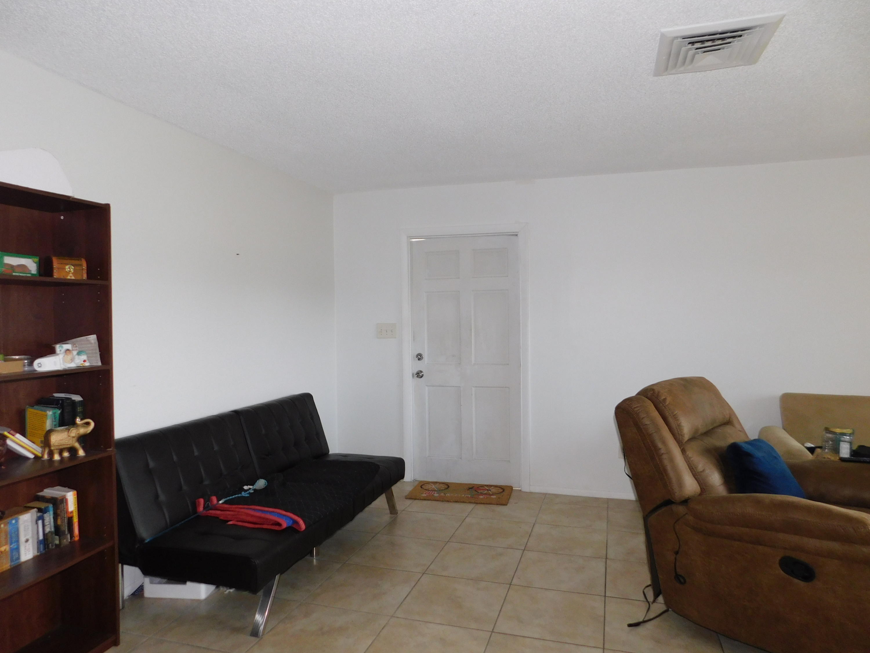 3017 Old Edwards Road Fort Pierce, FL 34981 - Photo 6 of 53 DSCN0216