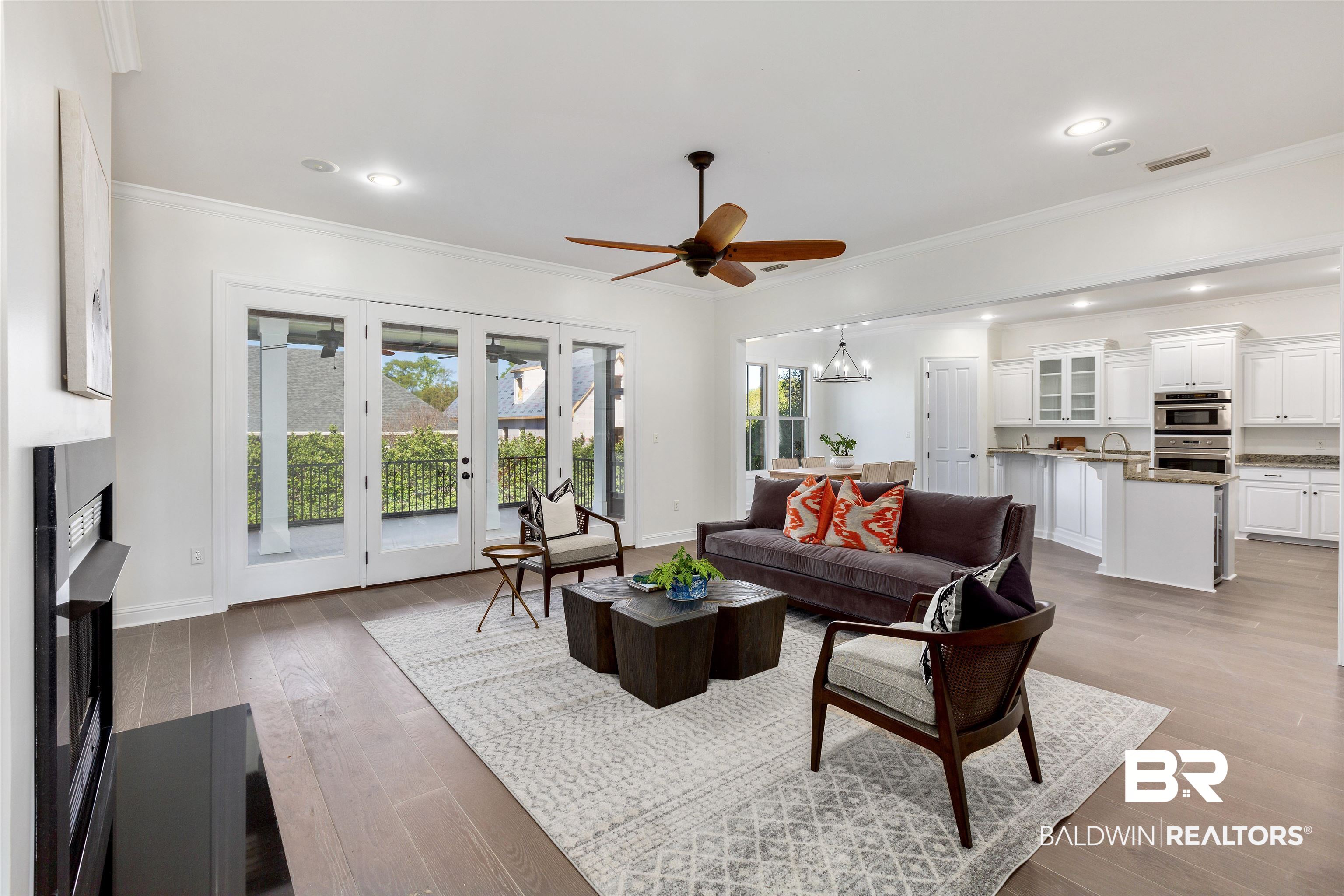 17407 Seldon Street Fairhope, AL 36532 - Photo 5 of 33 Living Room
