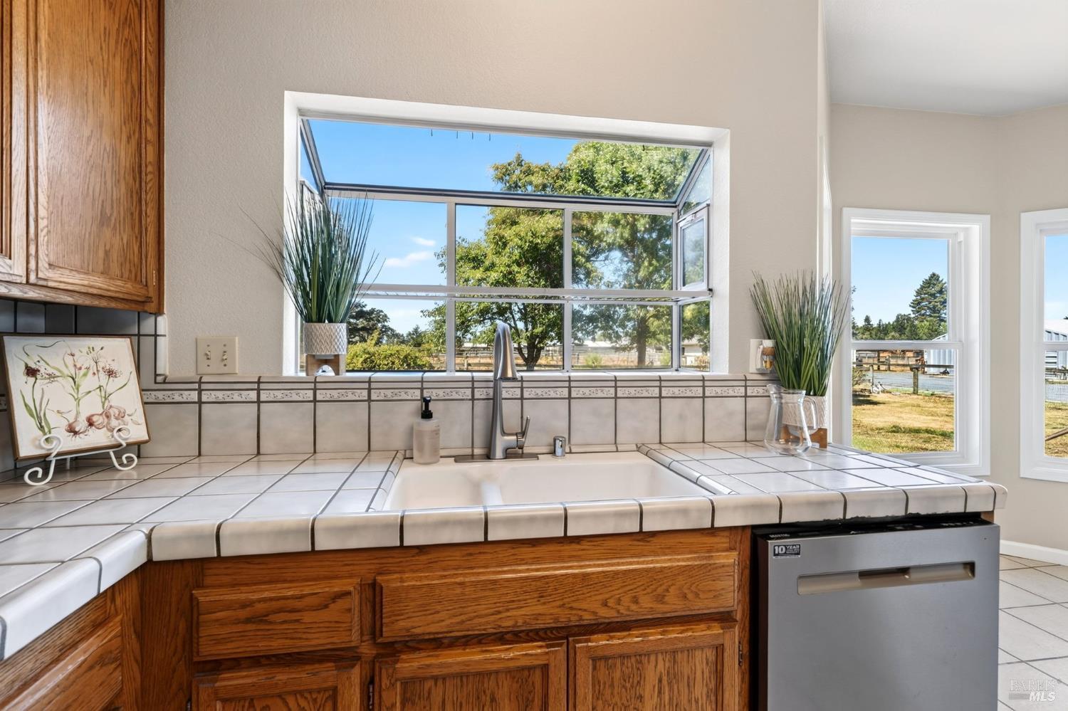 1623 Abramson Road Santa Rosa, CA 95401 - Photo 13 of 67