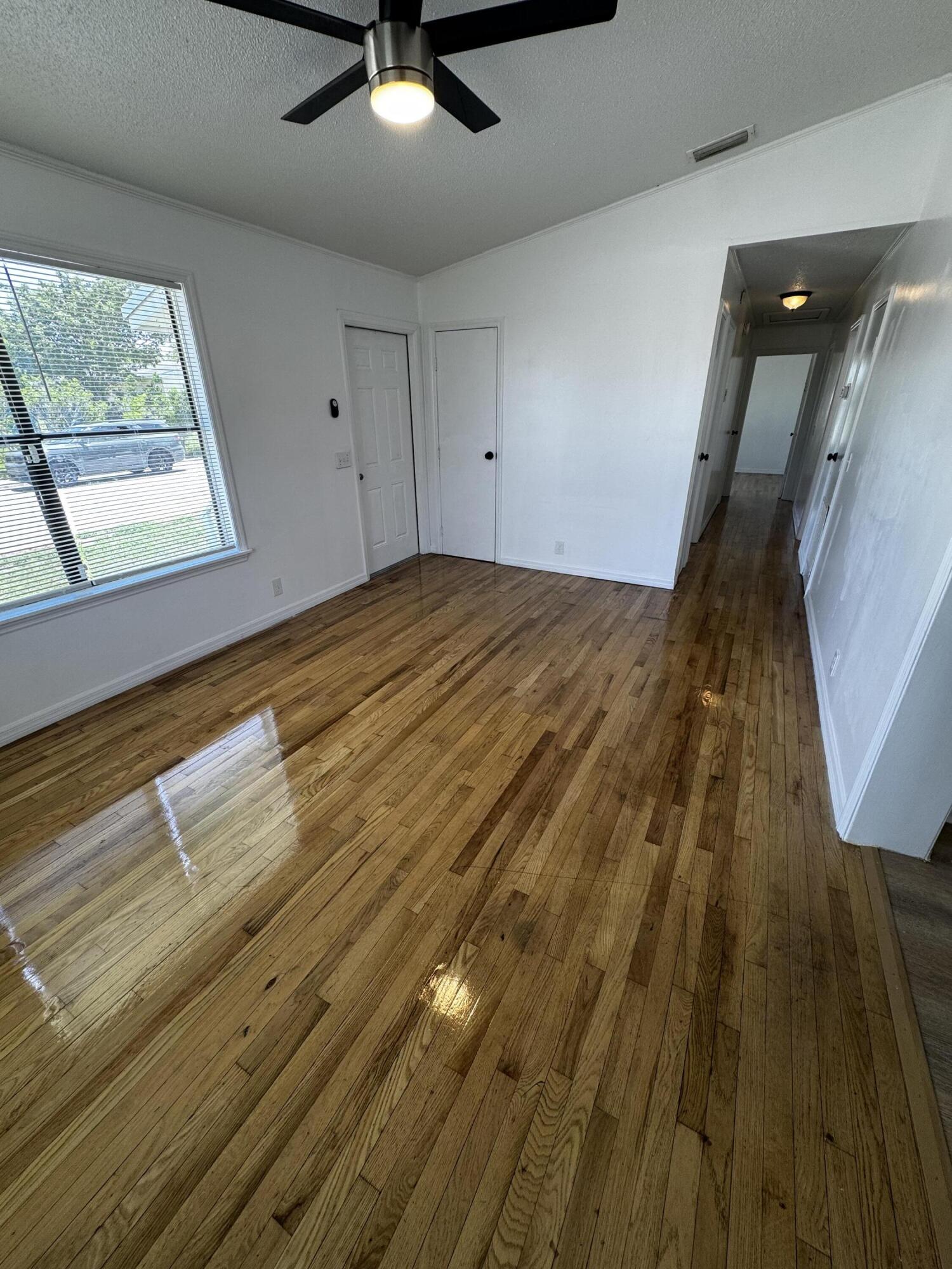 1464 West 32nd Street Riviera Beach, FL 33404 - Photo 13 of 28 living room
