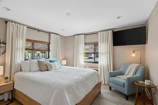 $699,000 | 301 Southeast 8th Court, Pompano Beach, FL 33060