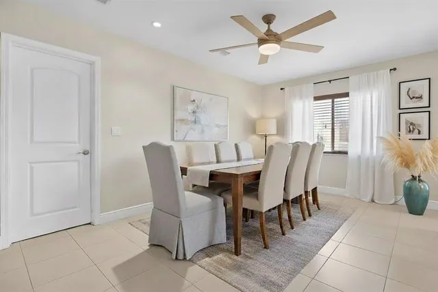 $699,000 | 301 Southeast 8th Court, Pompano Beach, FL 33060