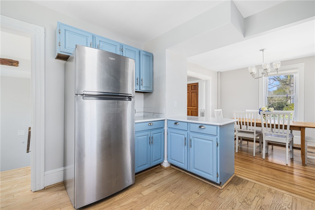 10 Eustis Avenue Newport, RI 02840 - Photo 17 of 48