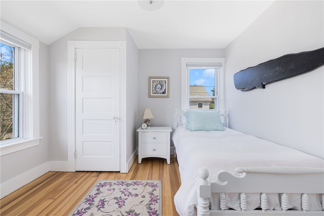 10 Eustis Avenue Newport, RI 02840 - Photo 26 of 48 Twin bed.