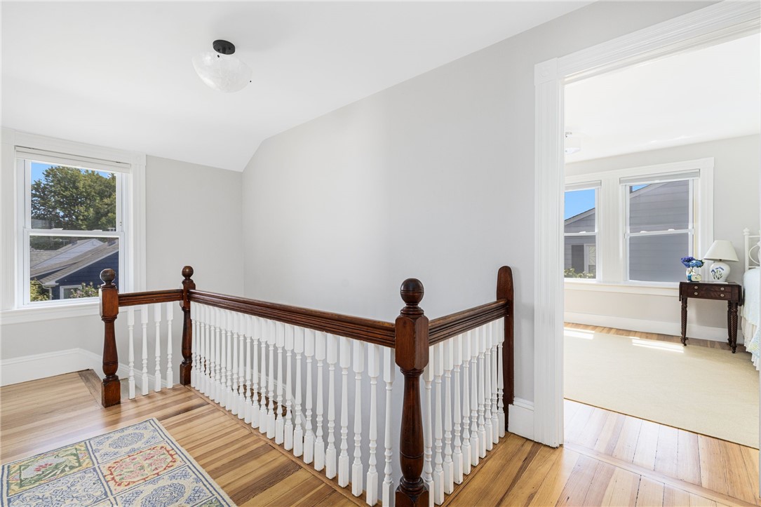 10 Eustis Avenue Newport, RI 02840 - Photo 29 of 48 Second floor landing.