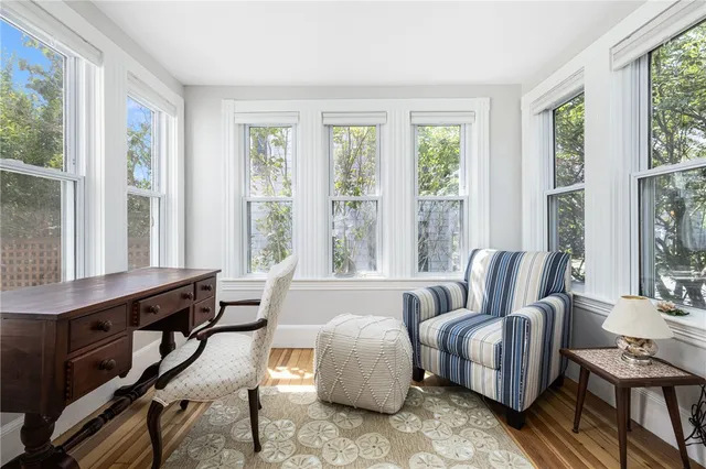 $3,000 | 10 Eustis Avenue, Newport, RI 02840