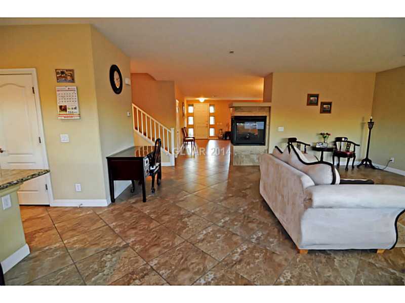 4638 Eel Point Street Las Vegas, NV 89147 - Photo 7 of 30 Family Room.
