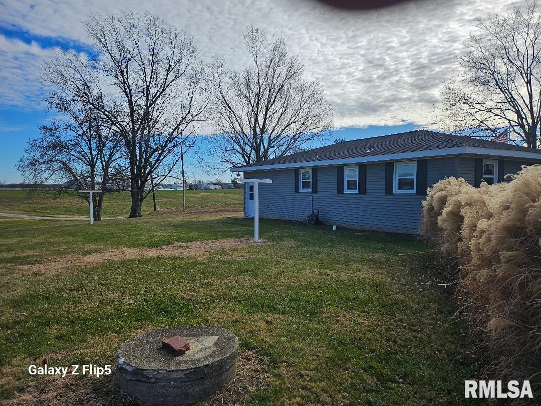 142 Burrell Street Hettick, IL 62649 - Photo 4 of 33