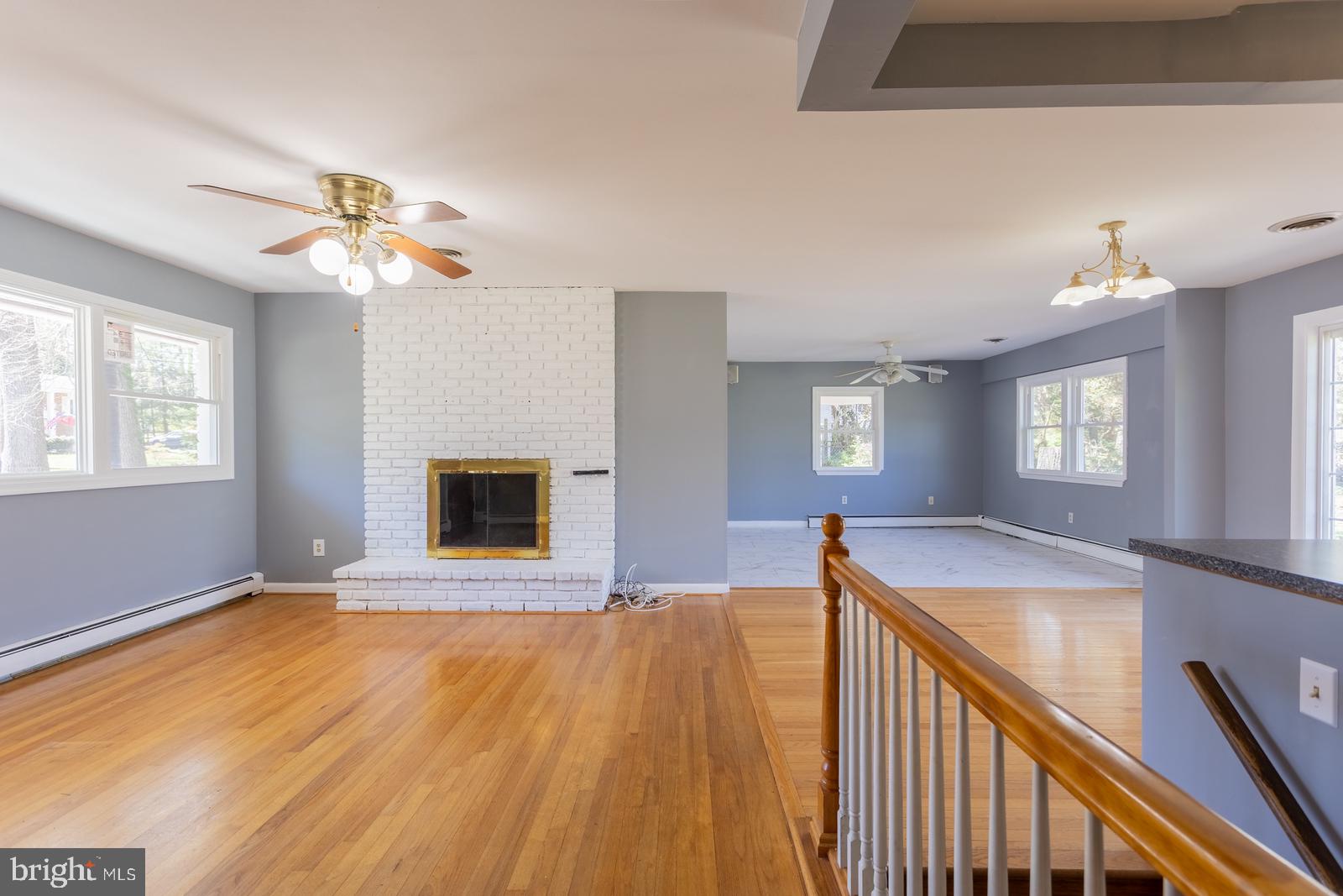 486 Brightwood Road Millersville, MD 21108 - Photo 15 of 53 Living Room