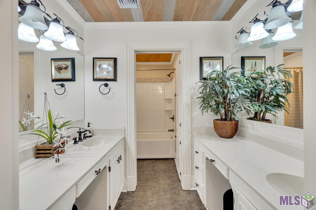 261 East 57th Street Cut Off, LA 70345 - Photo 36 of 59