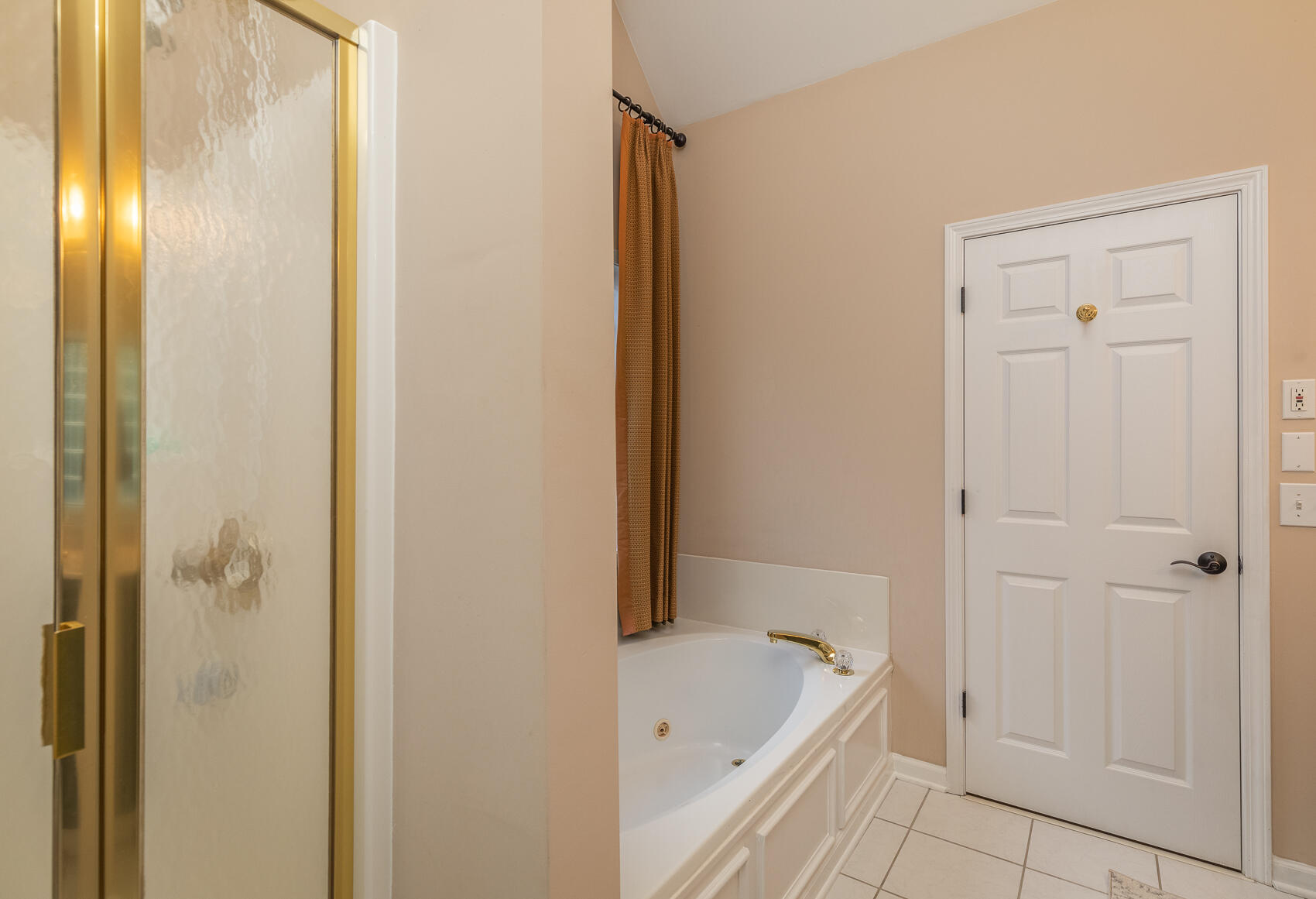 3224 Sebastian Lane Lexington, KY 40513 - Photo 12 of 42 3224 Sebastian Lane_-10