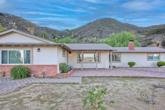 $2,895 | 18261 Sanders Drive, Lake Elsinore, CA 92530