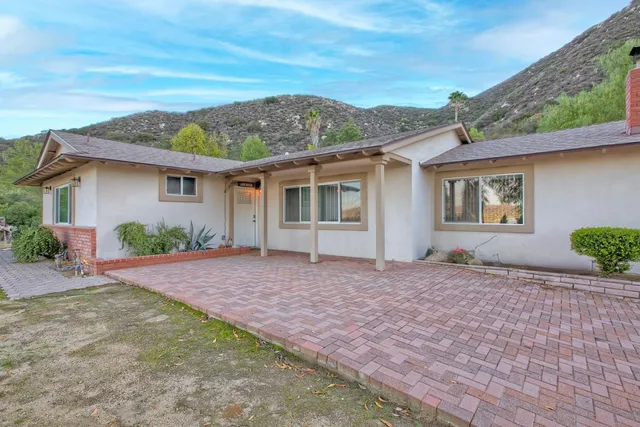 $2,895 | 18261 Sanders Drive, Lake Elsinore, CA 92530