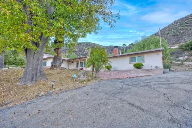 $2,895 | 18261 Sanders Drive, Lake Elsinore, CA 92530