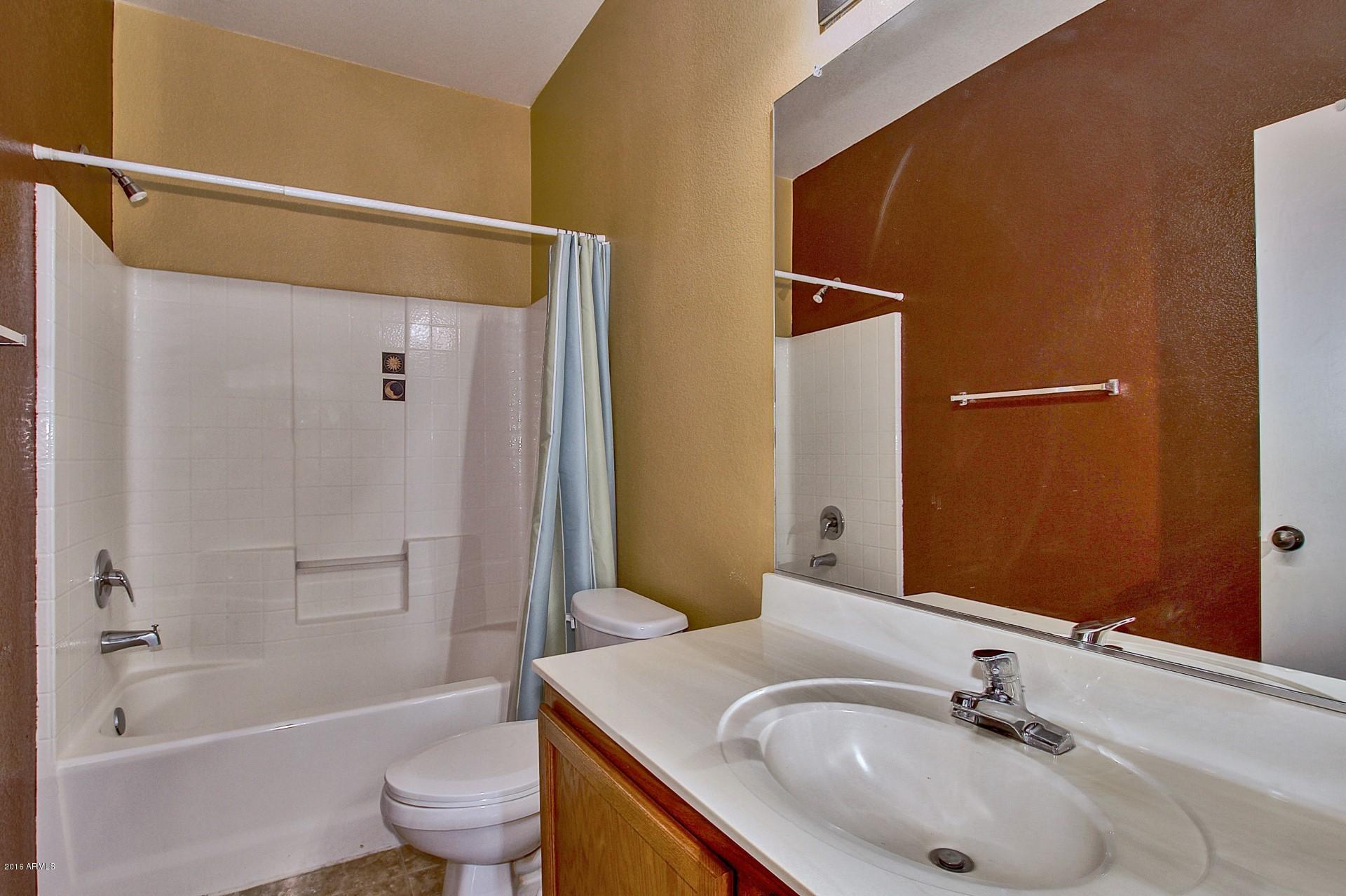 6538 West Cordes Road Phoenix, AZ 85043 - Photo 23 of 27 Bath 2