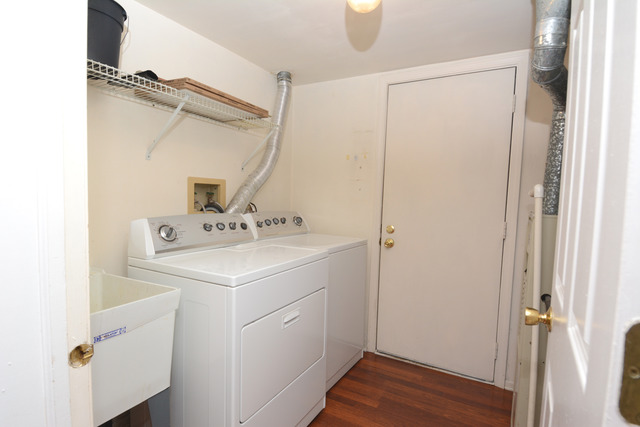 1042 Ridgefield Circle, Unit 1042 Carol Stream, IL 60188 - Photo 14 of 25