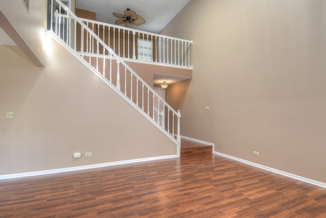 1042 Ridgefield Circle, Unit 1042 Carol Stream, IL 60188 - Photo 6 of 25