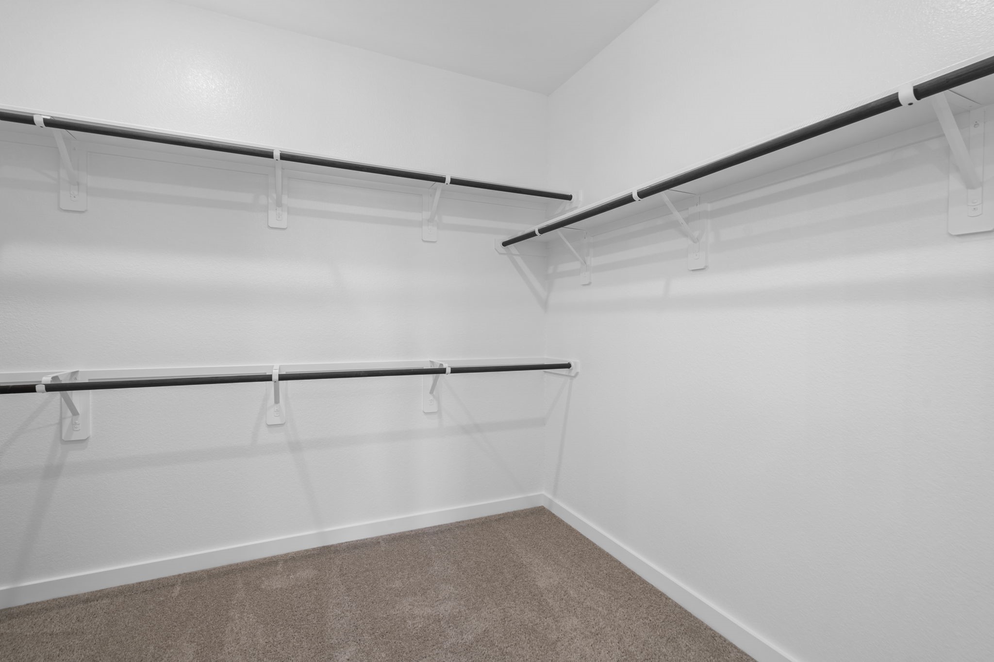 9437 Pacific Crest Porter, TX 77365 - Photo 25 of 47 Primary Closet.