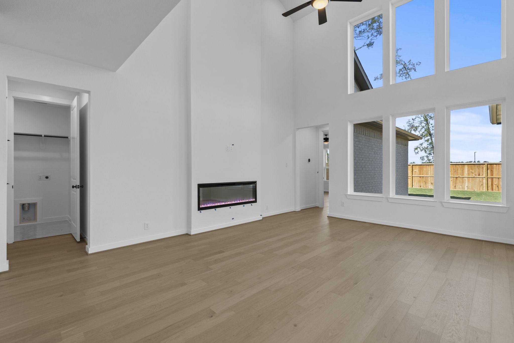 9437 Pacific Crest Porter, TX 77365 - Photo 4 of 47 Large Family Room with high ceilings.